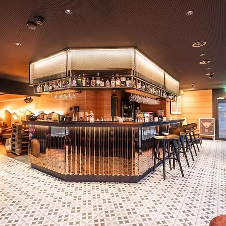 The By The Hey Отель