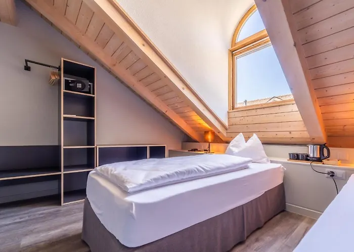 The By The Hey Hotel 3*