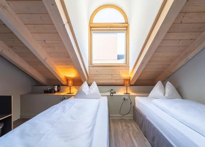 The By The Hey Hotel