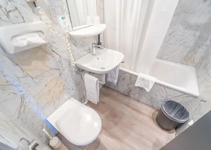 The By The Hey Hotel