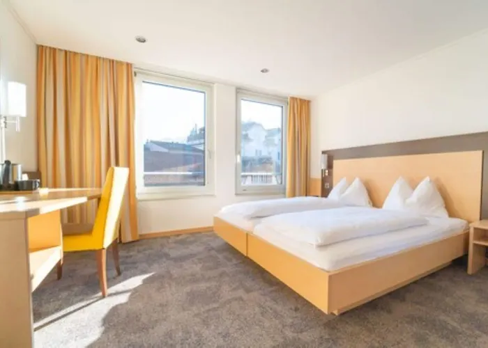 The By The Hey Hotel