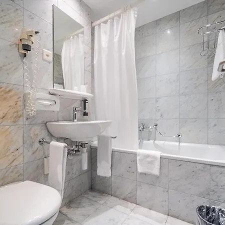 호텔 The By The Hey 인터라켄