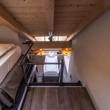 The By The Hey 3* إنترلاكن