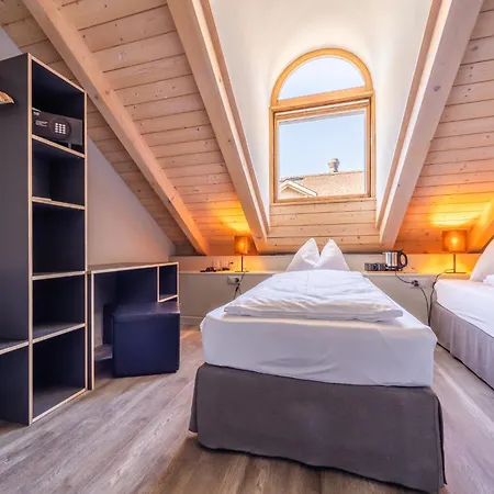 The By The Hey 호텔 3*