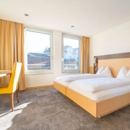 The By The Hey 호텔