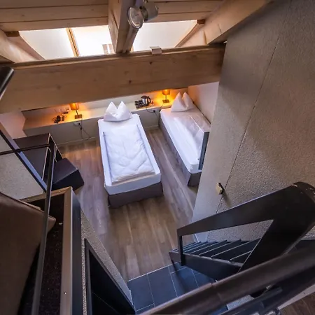 The By The Hey 인터라켄